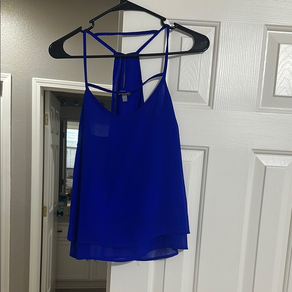Elegant Blue Women's Top - Picture 1 of 4